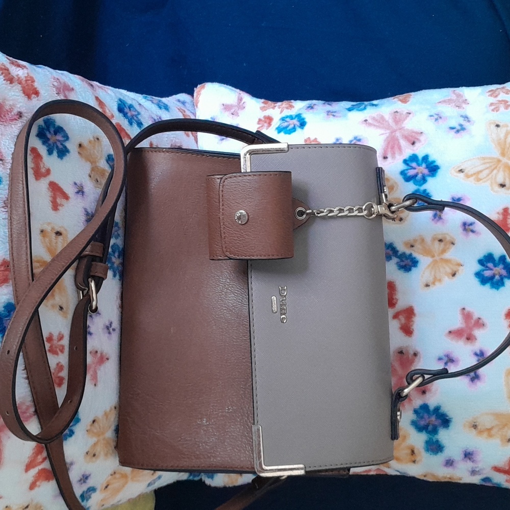 Dune London Cross over pocketbook.